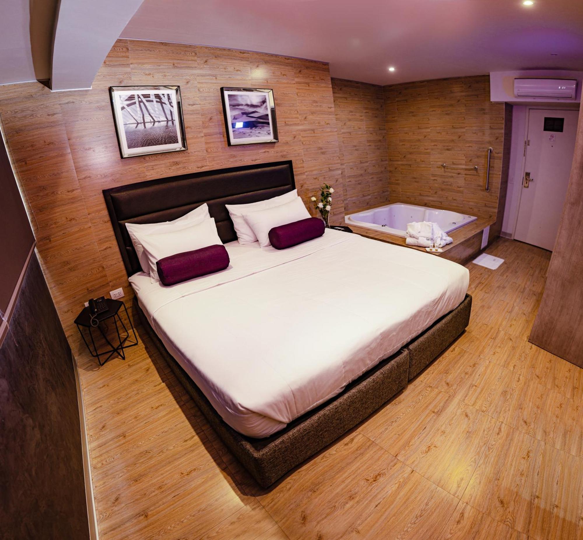 Awqa Hoteles - Sede Natasha Trujillo Ngoại thất bức ảnh